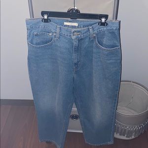 NWOT Levi’s mom jeans